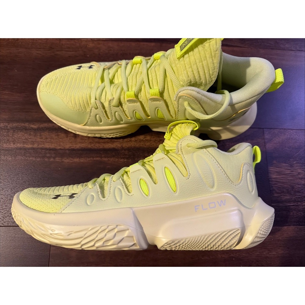 New Under Armour Womens Flow Breakthru 4 Basketball Shoes Size 10.5 Green Yellow